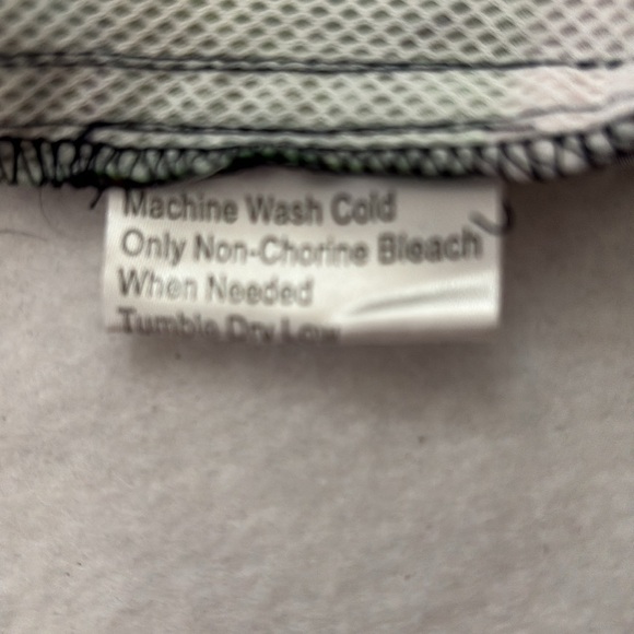 King Size Mens Shorts, Size 4XL, Multi Colored Tropical Print - Picture 7 of 12